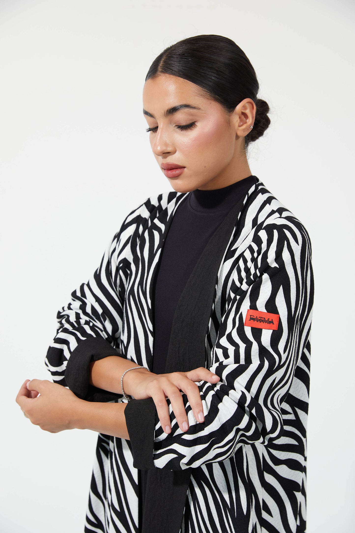 B&W double sided zebra abaya